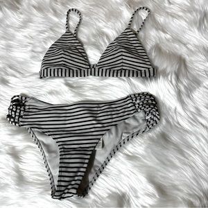 Hollister stripped bikini topXSbottomM‎